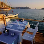 Kaya Hotel 3*