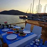 Hotel Kaya 3*